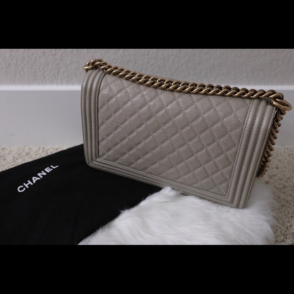 Chanel - New Boy Medium, EUC - Picture 3 of 13
